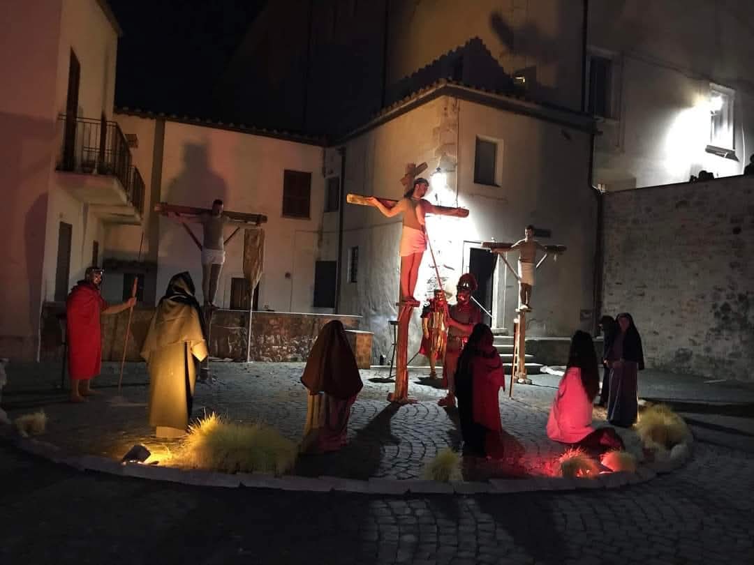 immagine notizia (ptn) Lugnano in Teverina, torna la Via Crucis tra fede, storia e tradizione